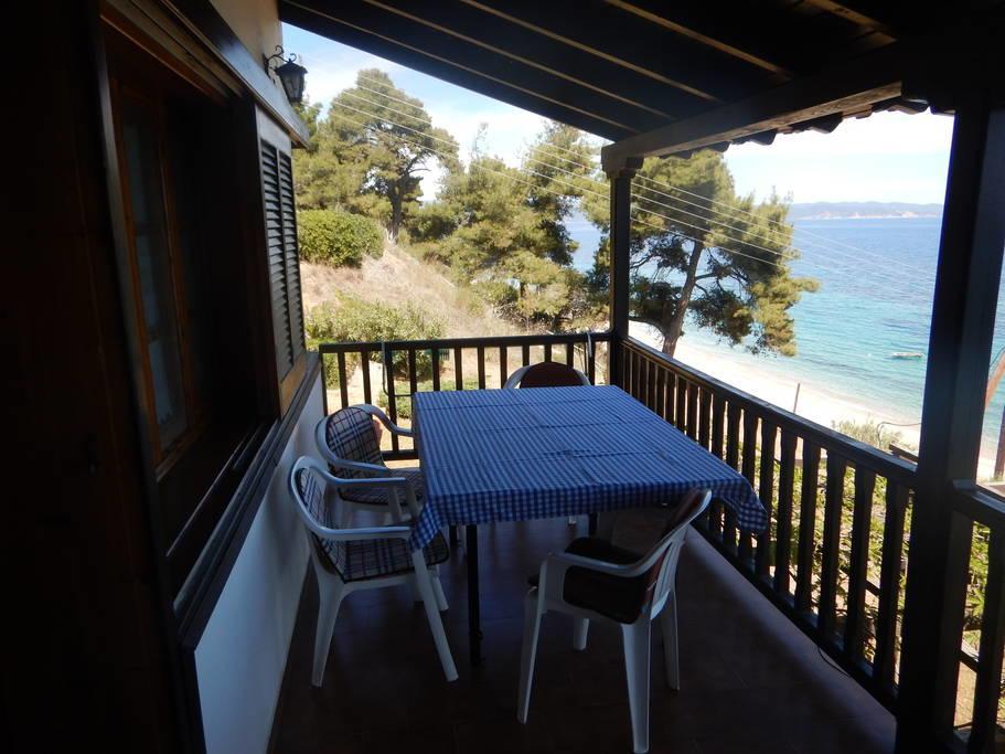 Sangue Blu Beachfront Villa Apartment Agios Nikolaos  Exteriör bild